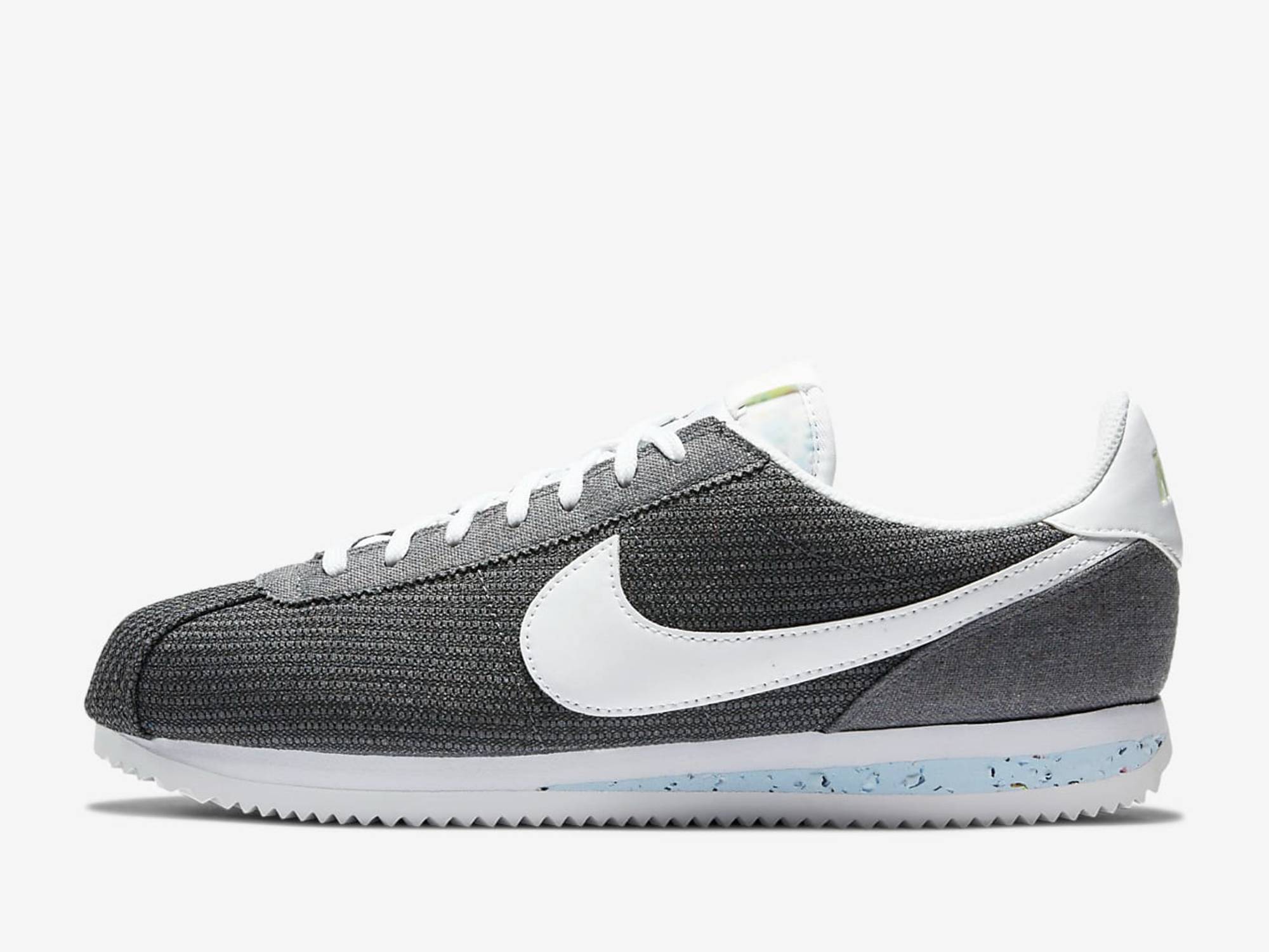 Don't Miss These 25 "JUST IN" New Drops at Nike UK 27