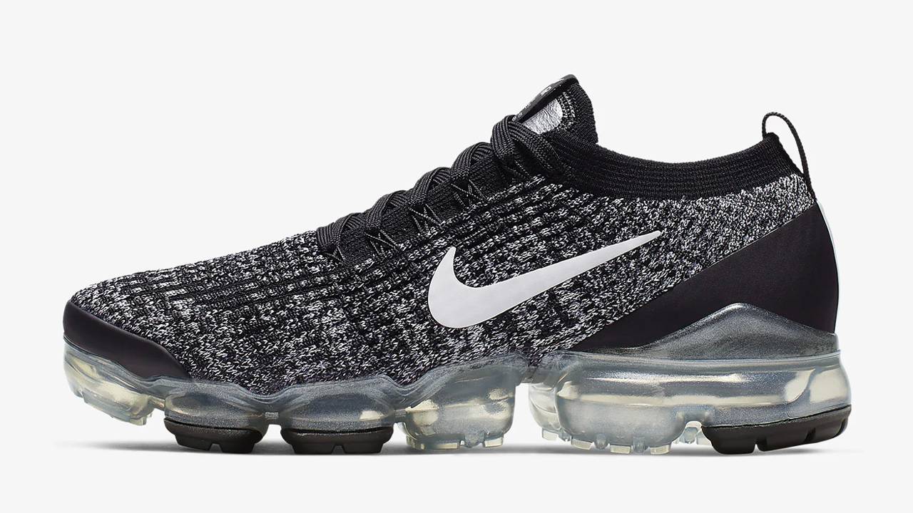 Last Chance to Grab These 15 Mega Steals at Nike's End of Season Sale!