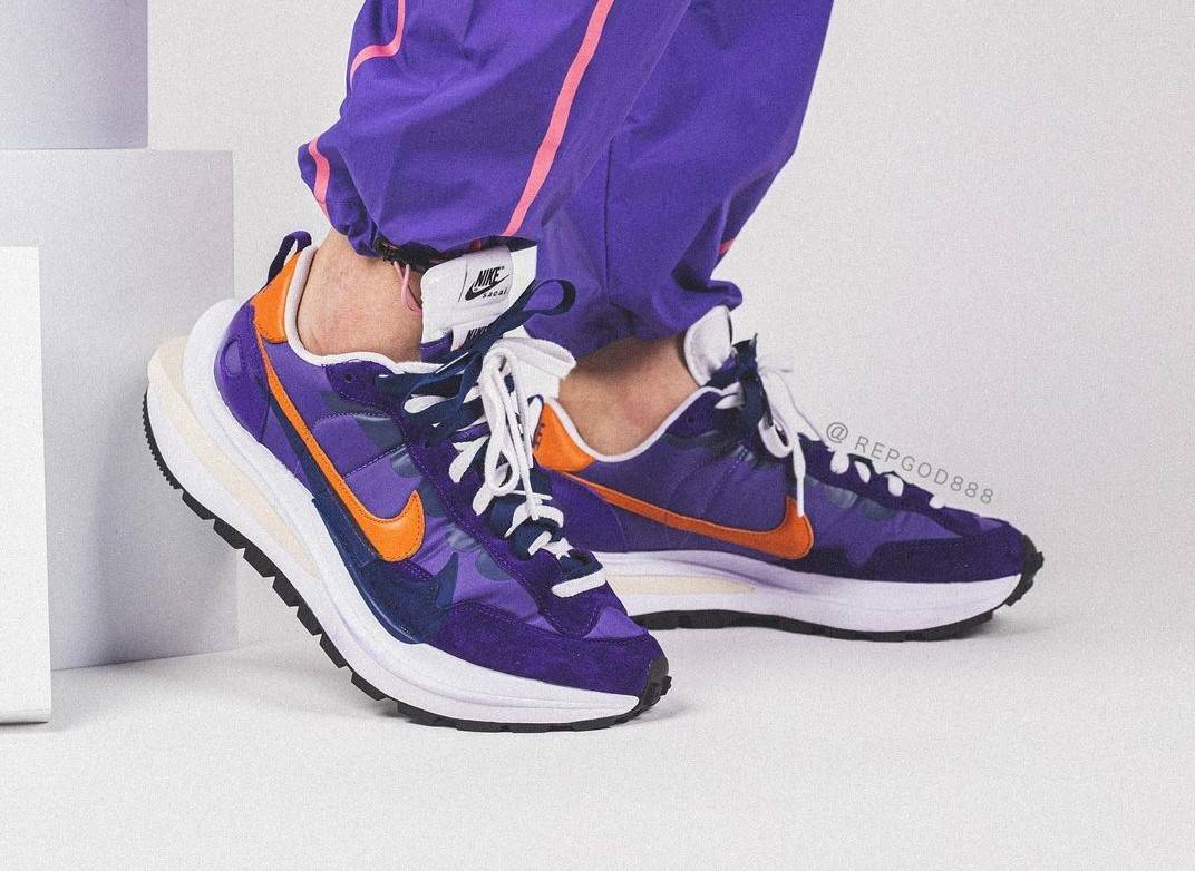 sacai x nike vaporwaffle dark iris orange
