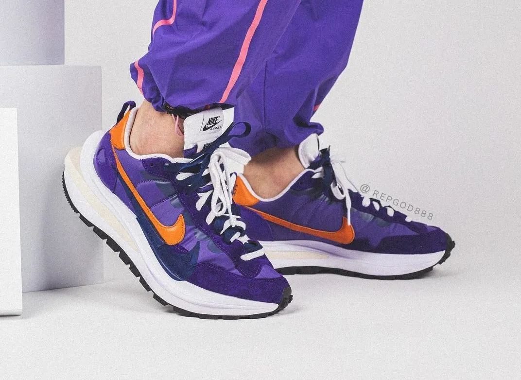 Here's an On-Foot Look at the sacai x Nike Vaporwaffle 