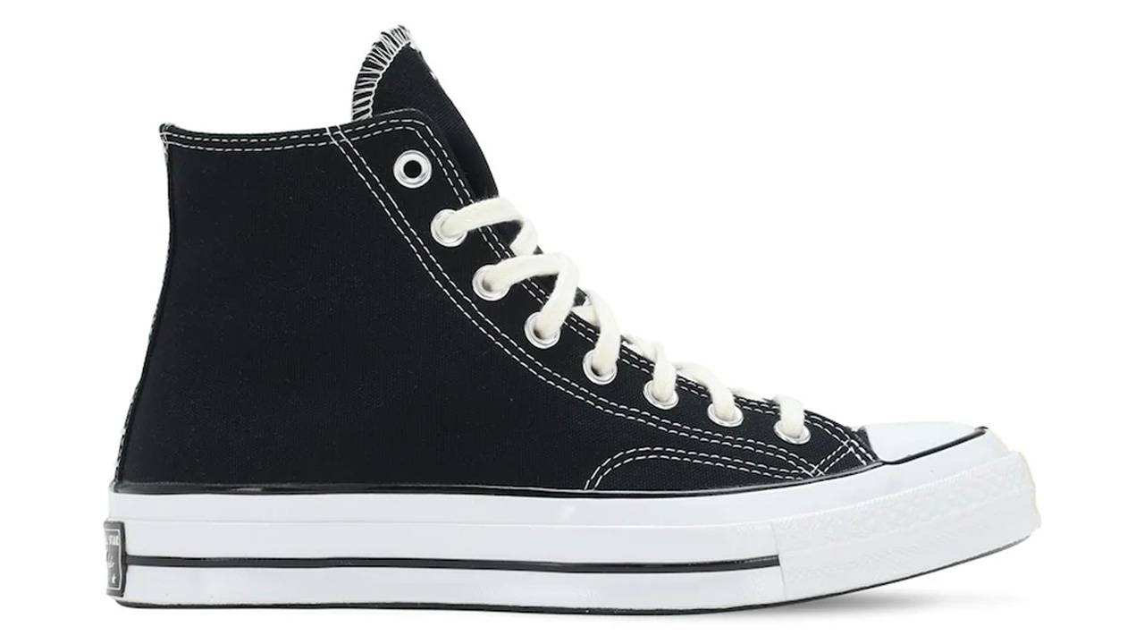 Get Maximum Savings on These Minimal Sneakers at Luisa Via Roma!