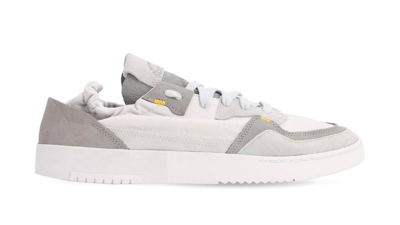 Get Maximum Savings on These Minimal Sneakers at Luisa Via Roma!
