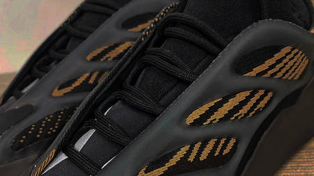 A Closer Look at the Yeezy 700 V3 "Clay Brown" A Closer Look at the Yeezy 700 V3 "Clay Brown"