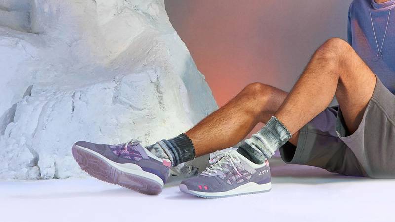 END x ASICS GEL-Lyte III Pearl On Foot