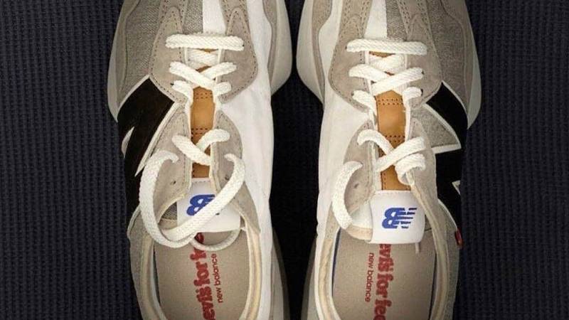 Levis x New Balance 327 Grey Middle