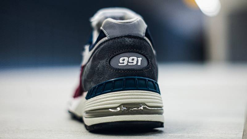 New Balance 991 Black Red Lifestyle Back