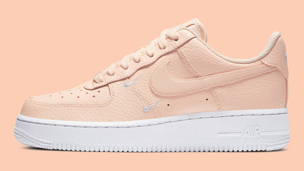 Nike Air Force 1 07 Essentail Melon Tint feature Nike Air Force 1 07 Essentail Melon Tint feature