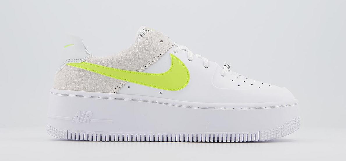 Nike Air Force 1 Sage Lemon Venom