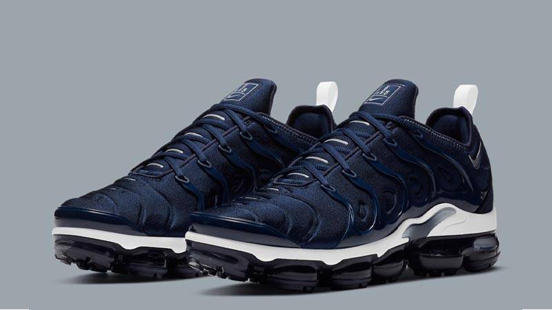 Nike vapormax cheap plus navy blue