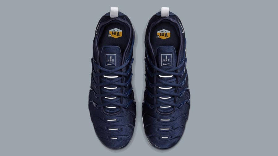 air max vapormax plus midnight blue