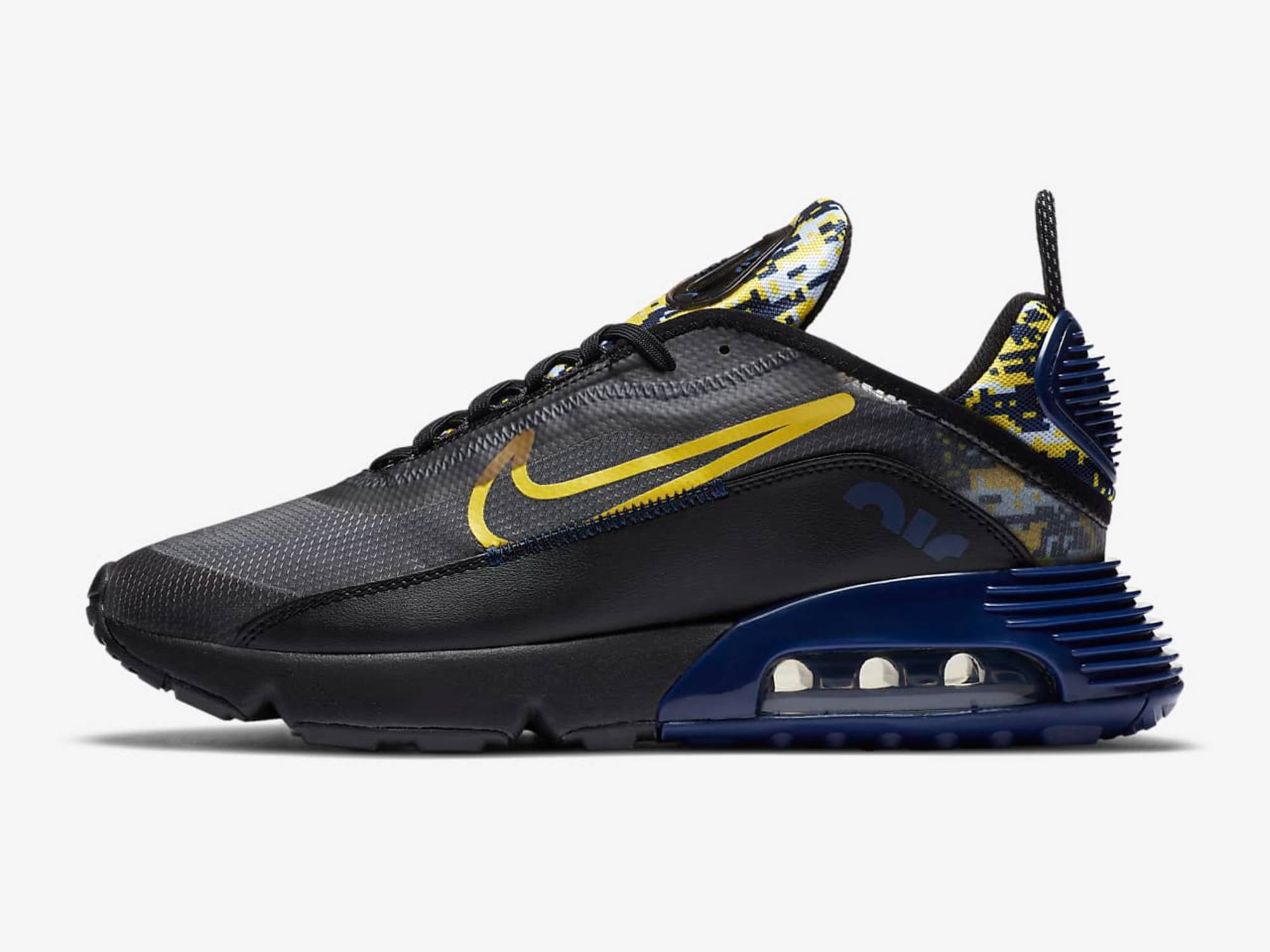 35 Outrageously Discounted Sneakers With Nike's Extra 20% Off Code 31
