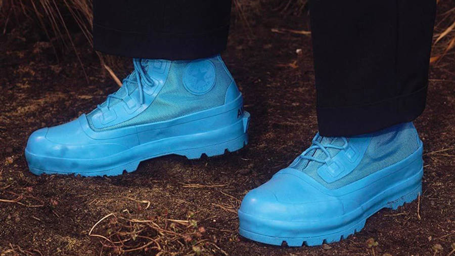 converse boots blue