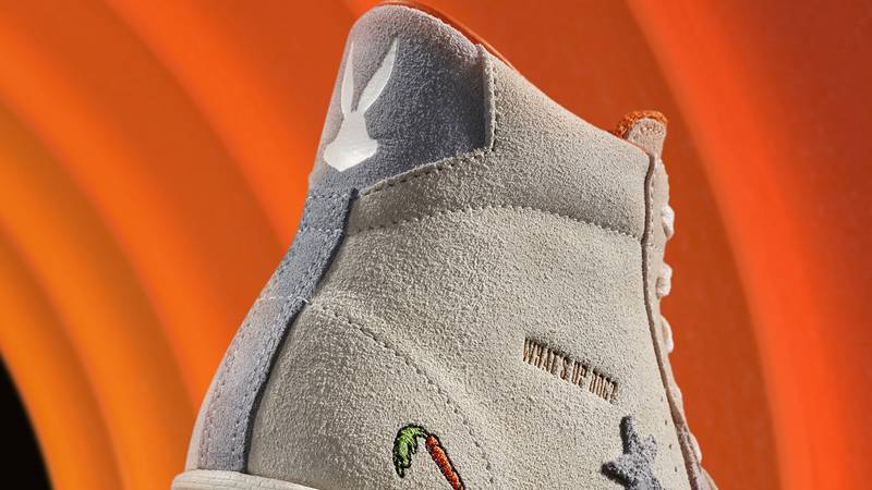 Bugs Bunny x Converse Pro Leather High Top Ivory Egret Closeup