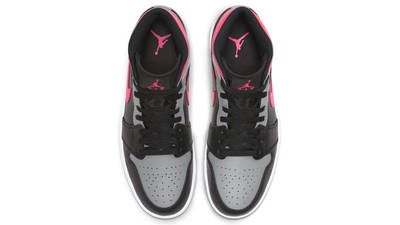 nike air jordan mid trainers in pink