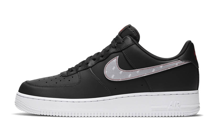 nike air force 1 black and white sole