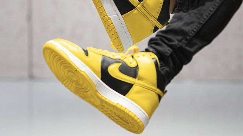 nike dunk high maize on feet