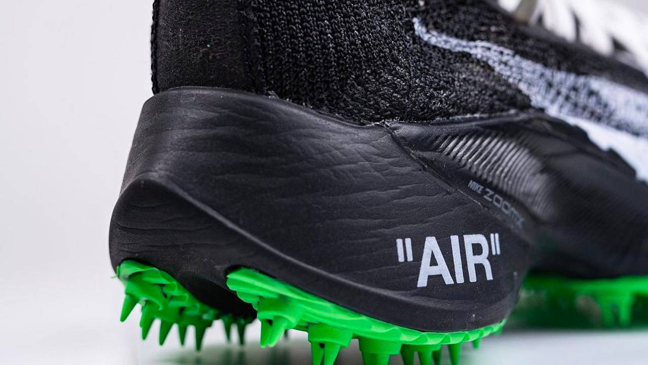Off-White x Nike Air Zoom Tempo NEXT% "Black"