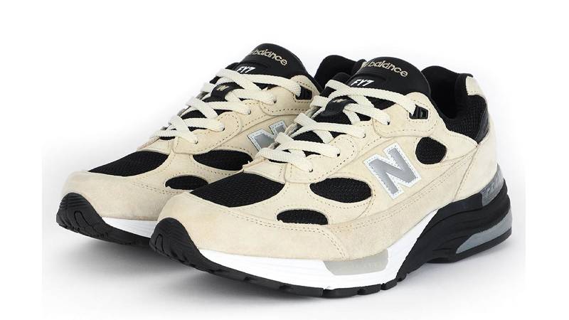 yeezy 700 azareth price