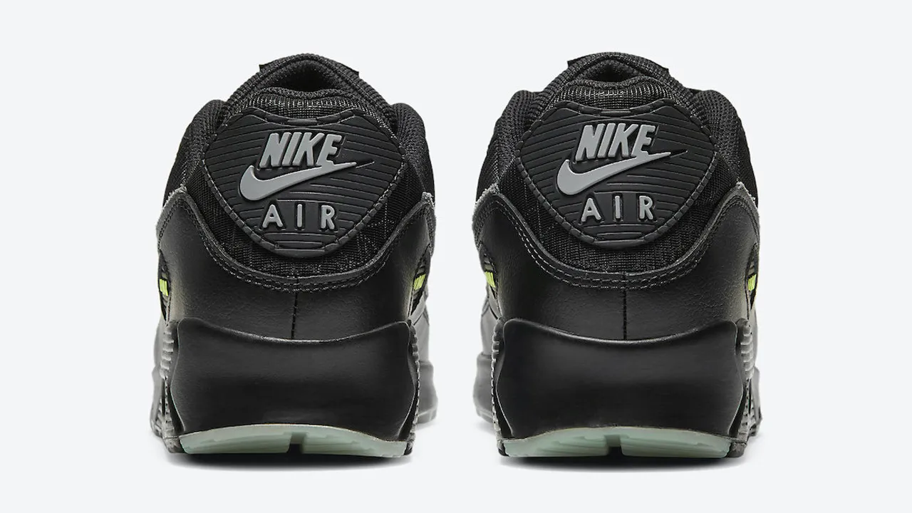 靴 Nike Air Max 90 \"Spider Web\" 27cm SPOOKY! NIKE AIR MAX 90 SPIDERWEB On Feet Review - YouTube
