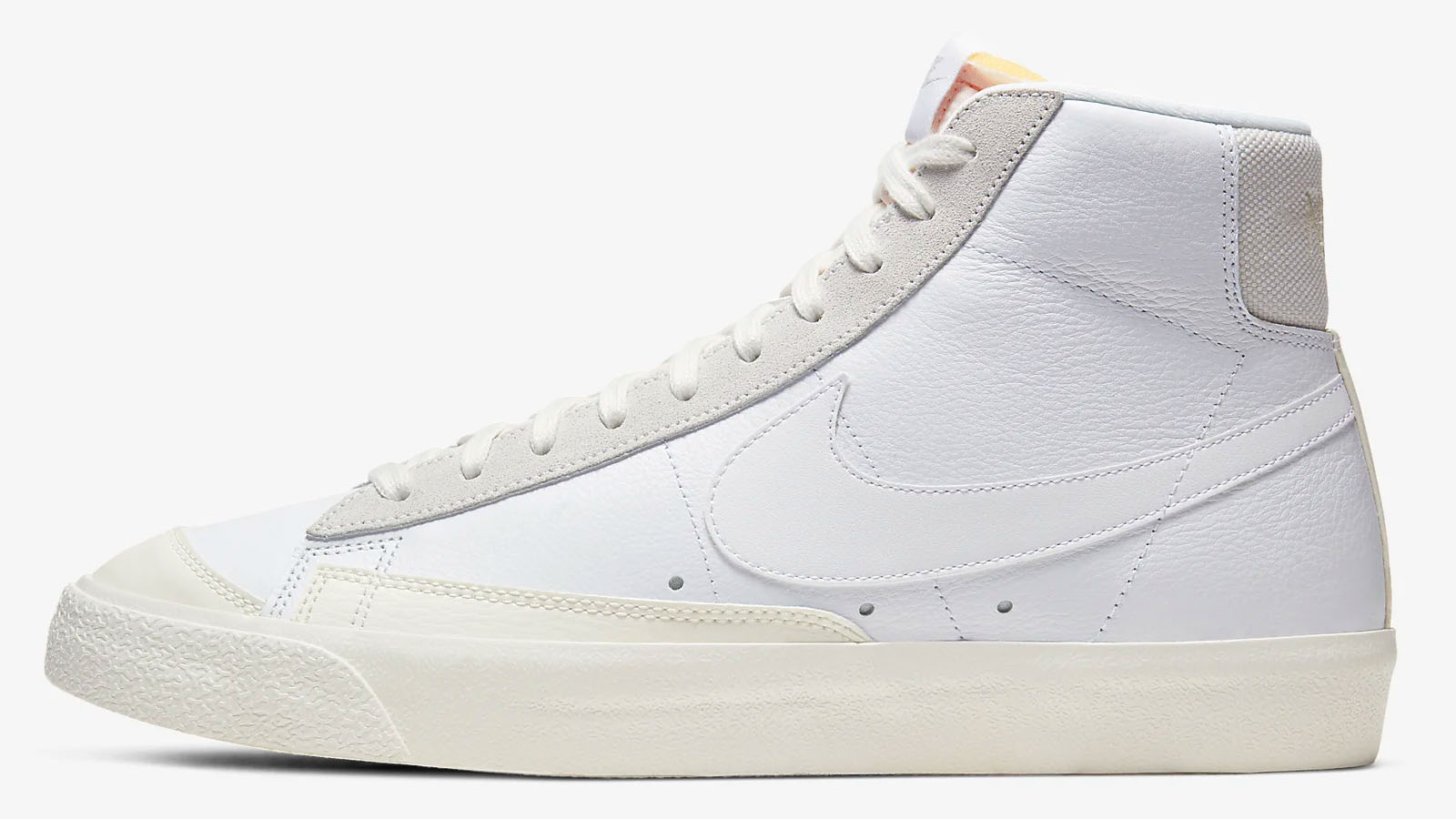triple white nike blazer