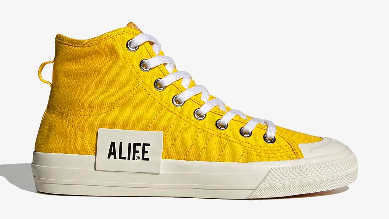 Buy 2 Sale Items & Get an Extra 25% Off With Sneakersnstuff's Unmissable Black Friday Deal