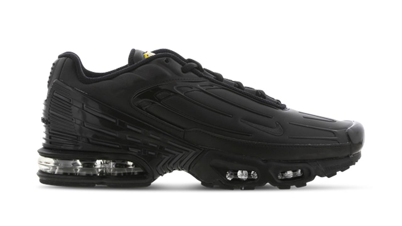 The 50 Hottest Steals & Deals at Foot Locker UK's Black Friday Sale