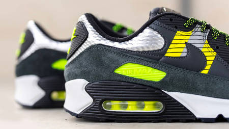 The New Nike Air Max 90 3M "Anthracite" is Already on Sale