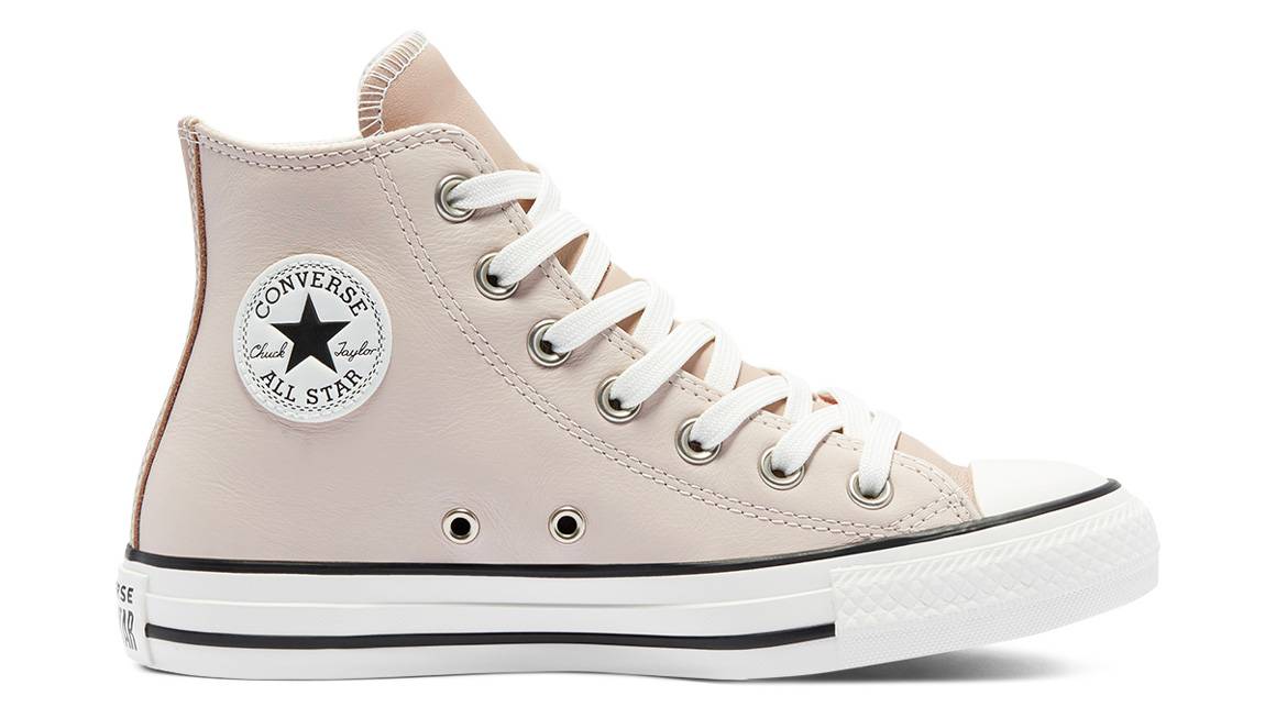 You Can Now Take 40% Off Converse's Fashion Favourites With This Black Friday Code!