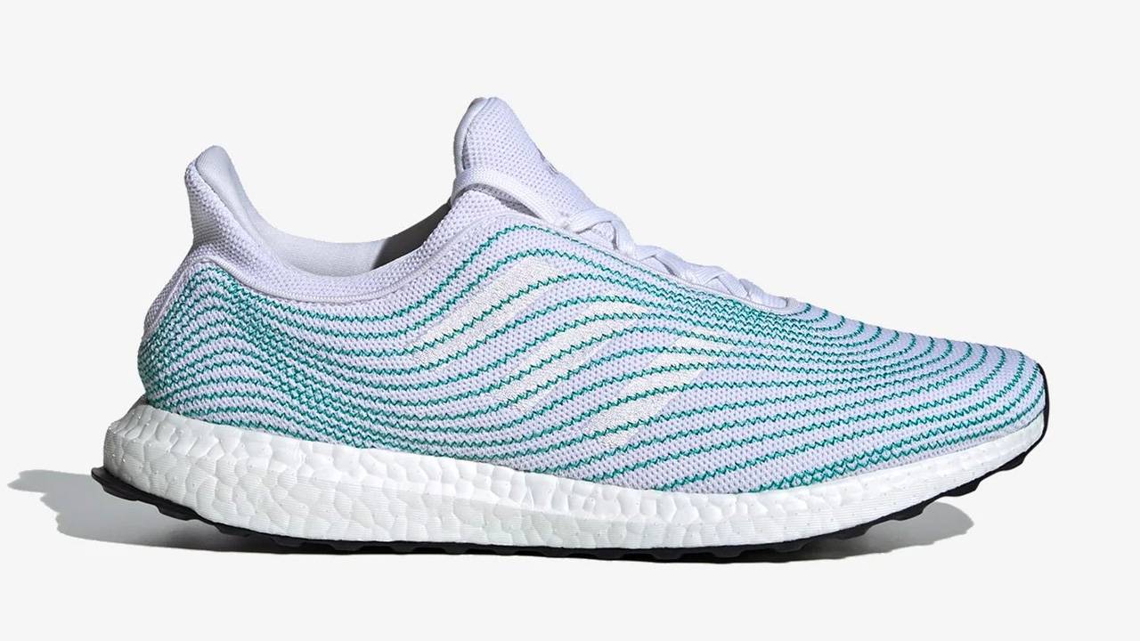 Buy 2 Sale Items & Get an Extra 25% Off With Sneakersnstuff's Unmissable Black Friday Deal