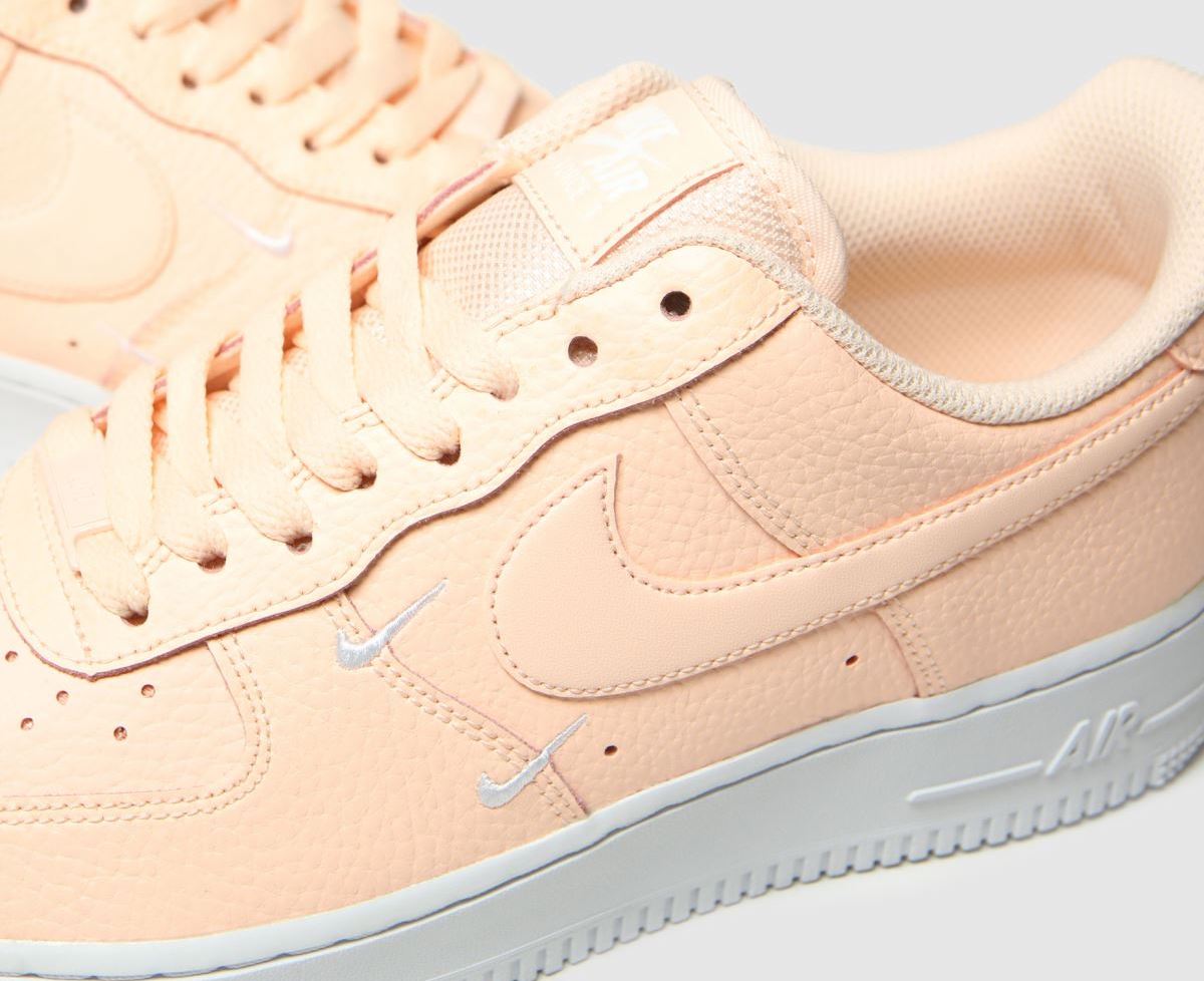 Nike Air Force 1 White Pink