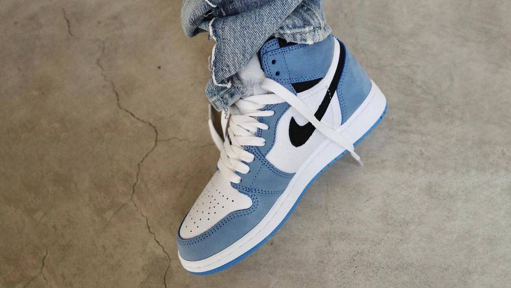 Nike Air Jordan 1 University Blue