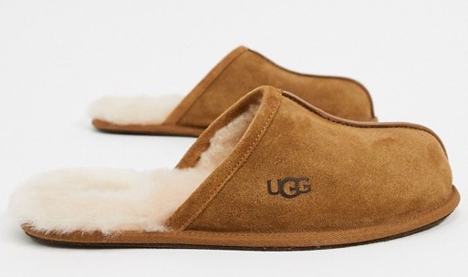 UGG Scuff Slippers TAn