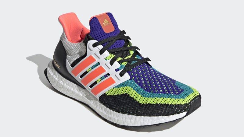 ultraboost dna multicolor