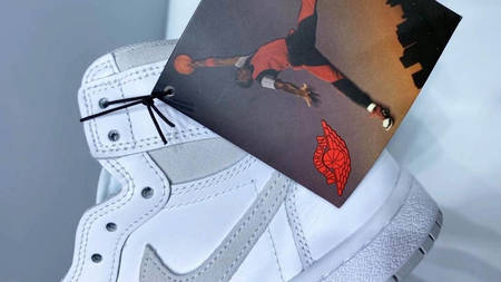Your First Look at the Rumoured Retro of the Jordan 1 High '85 "Neutral Grey" Your First Look at the Rumoured Retro of the Jordan 1 High '85 "Neutral Grey"