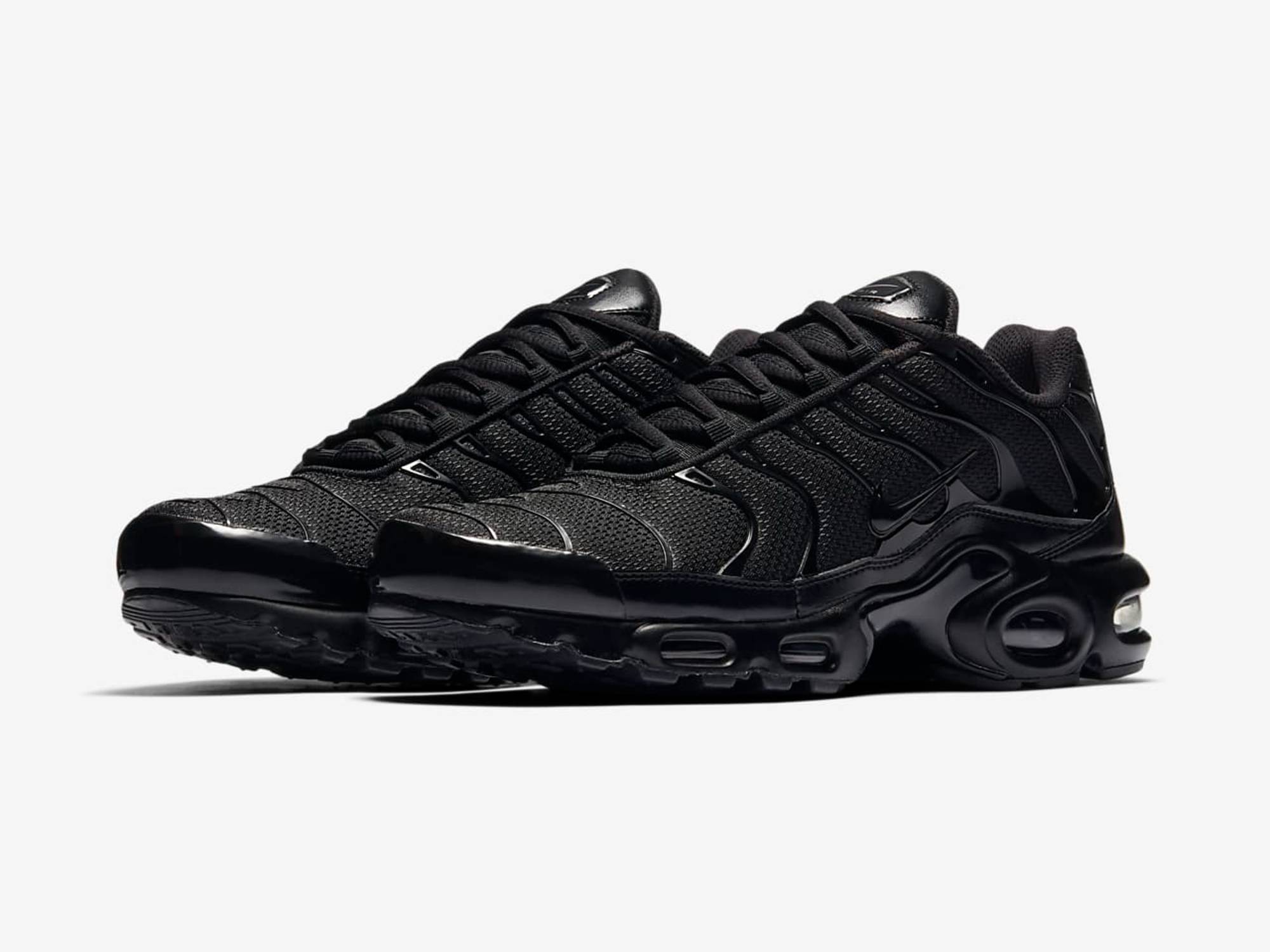 air-max-plus-shoe-F5SqNr