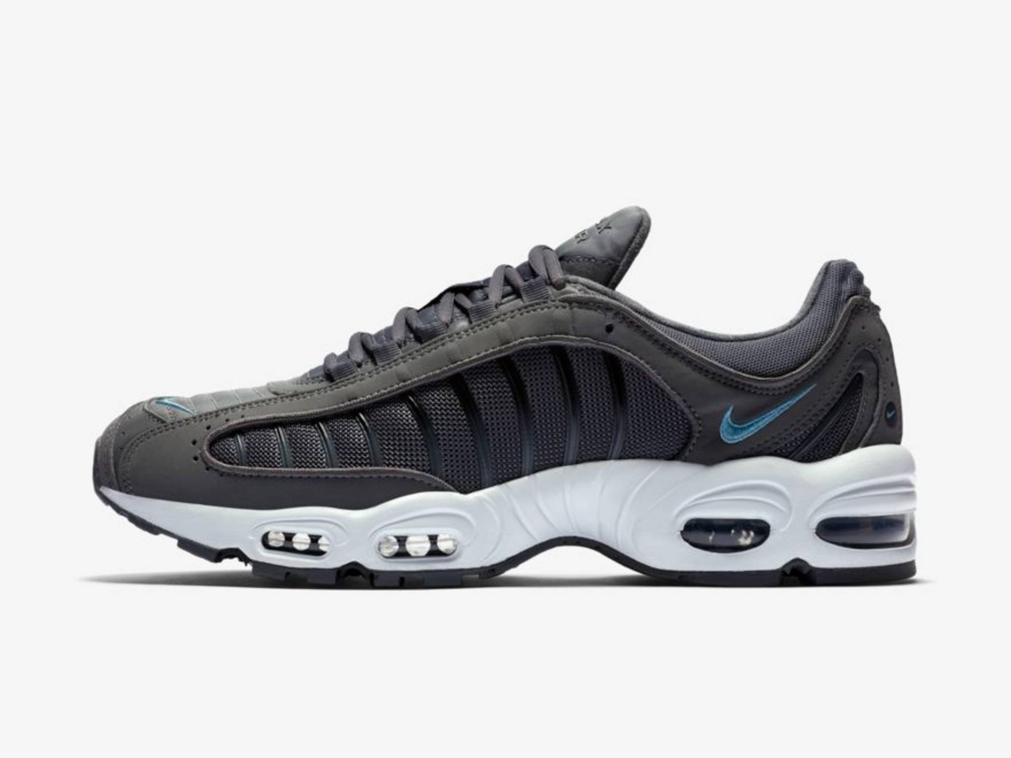air-max-tailwind-iv-shoe-wWThpq (1)