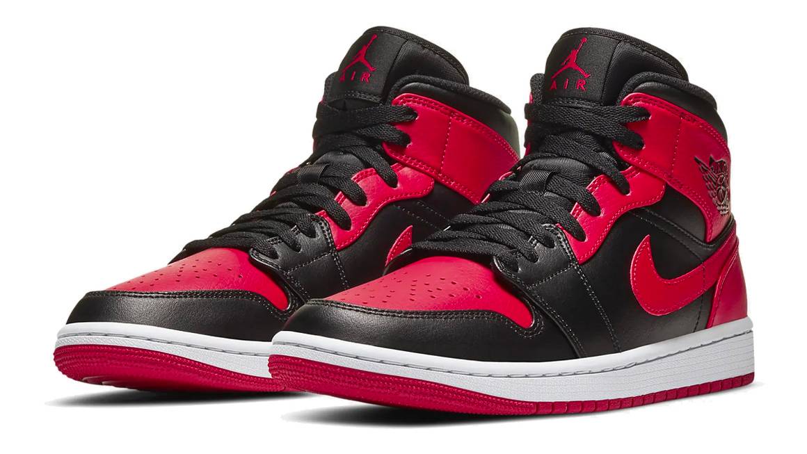 Air Jordan 1 Mid "Banned"