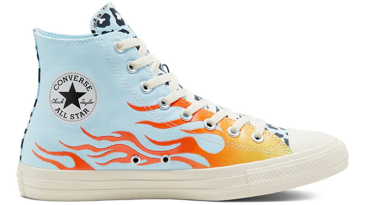 Take an Extra 20% Off Sale With Converse's Singles' Day Code!