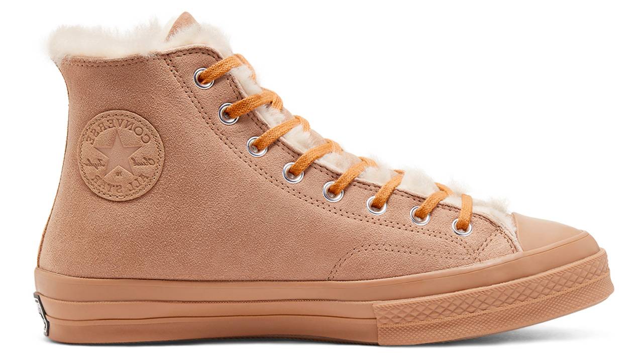 Take an Extra 20% Off Sale With Converse's Singles' Day Code!
