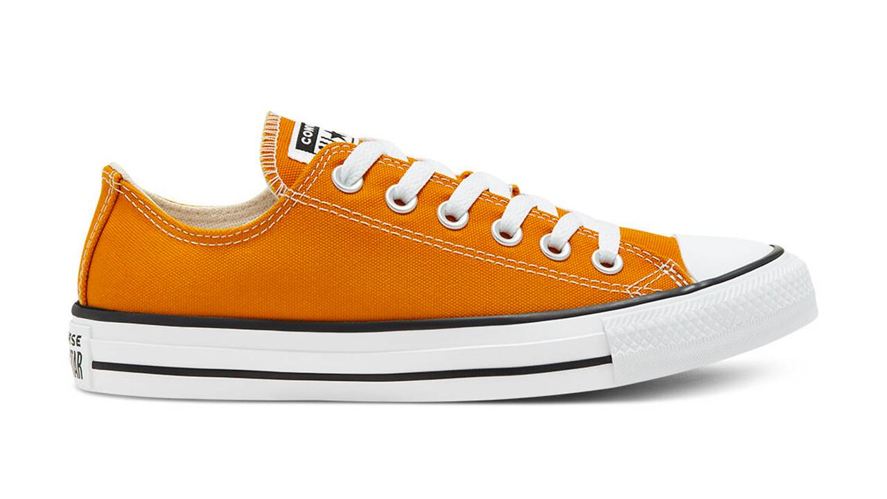 Cop These Classic Converse Creps With This Colossal 35% Off Black Friday Code!