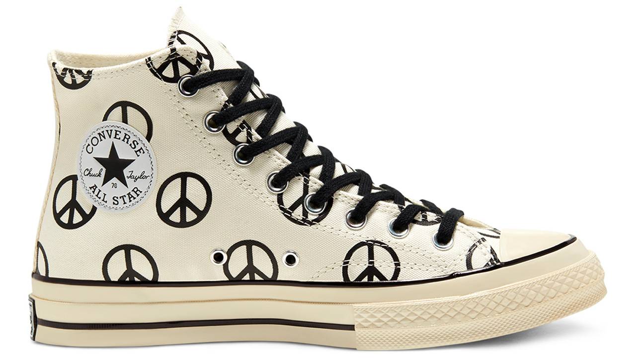 Take an Extra 20% Off Sale With Converse's Singles' Day Code!