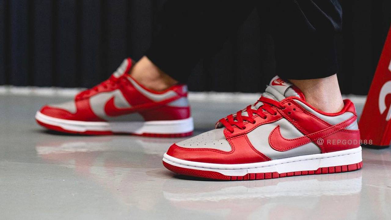 Nike Dunk Low "UNLV"