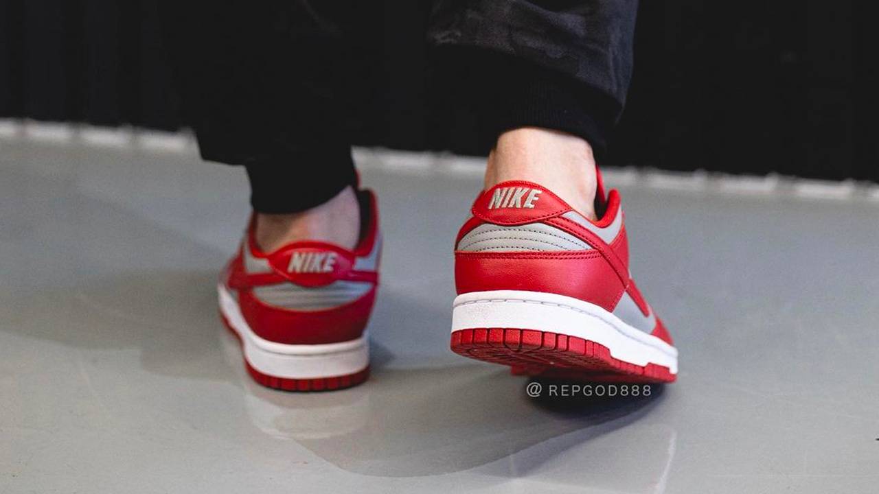 nike dunk low unlv