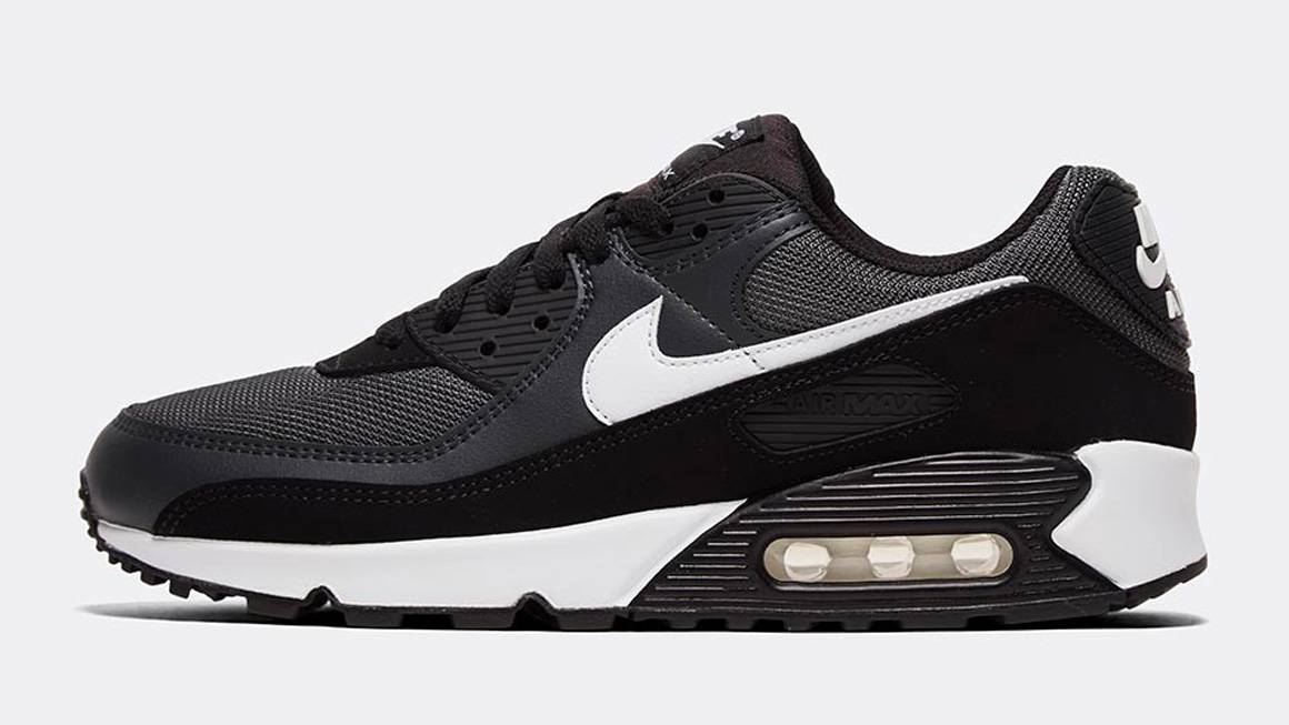 Last Chance to Grab These 25 Mega Steals at Footasylum's Black Friday Sale!