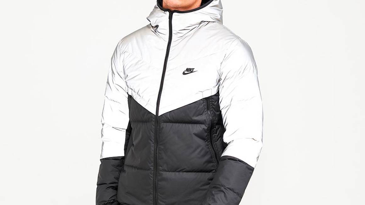 Last Chance to Grab These 25 Mega Steals at Footasylum's Black Friday Sale!