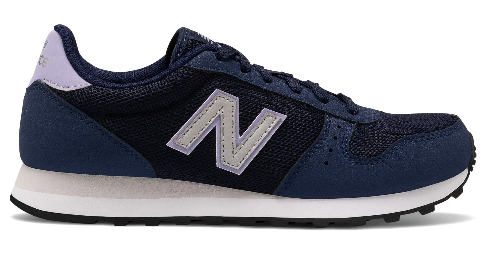 Get An Extra 20% Off These 8 Staples In The New Balance Black Friday ...