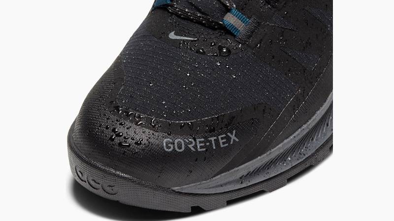 Nike ACG Air Nasu Gore-Tex Black Dark Grey Closeup