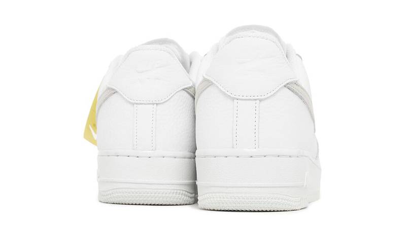 Nike Air Force 1 07 Light Bone Back