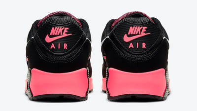 pink and black nike air max