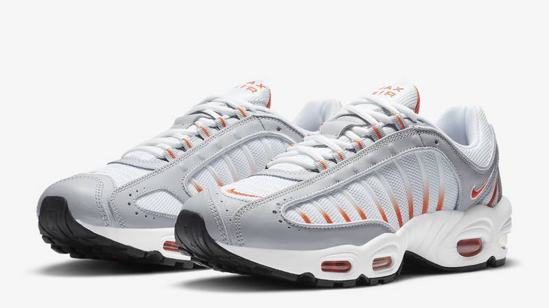 nike air max tailwind blanche